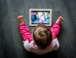 L'enfant et la surexposition aux écrans : quels sont les risques ?