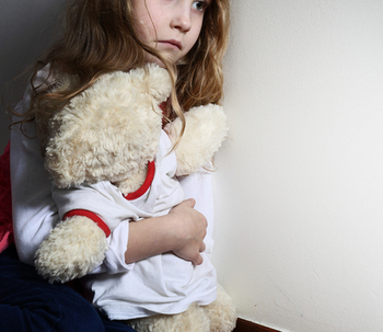 Comment les traumatismes de l'enfance abîment-ils notre joie intérieure ?