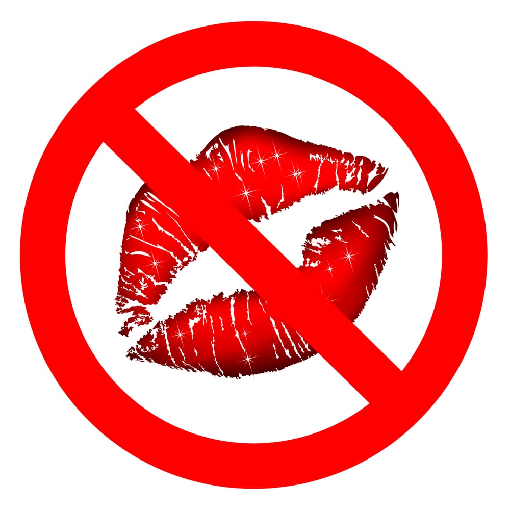 Почему нельзя облизывать. Поцелуй запрещен. Запрет на поцелуи. Перечеркнутый поцелуй. Перечеркнутый рот.