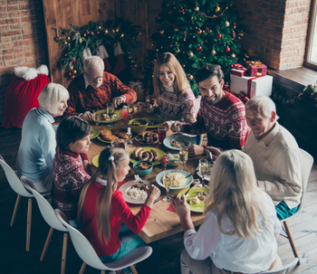 Comment éviter les conflits familiaux lors des repas de fêtes ?