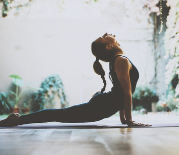 Comment accéder aux états modifiés de conscience via le yoga ?