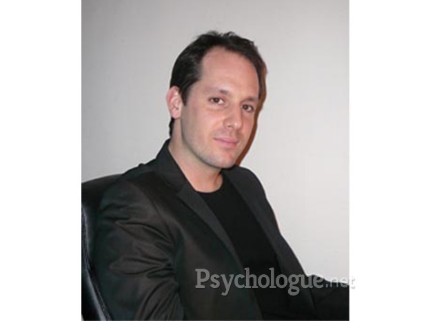 Alexandre MERGUI - Psychologue Paris.png